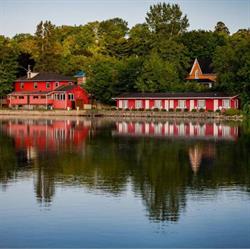 The Waters Edge Inn, Campbellford, ON opening hours