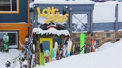 Long Johns Pub, Vernon, BC opening hours