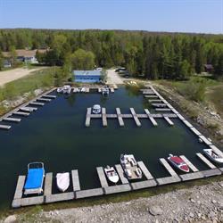 Little Red Bay Marina, opening hours