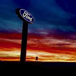 Castle Ford Sales, Pincher Creek, AB opening hours