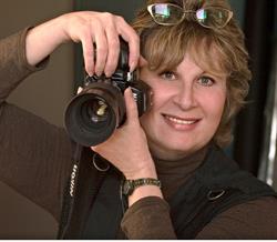 Lisa Mininni Photography in Toronto, ON (Lakeshore And Leslie) - Opening Hours