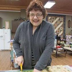 Caroline's Homespun Seasons, Stettler, AB opening hours