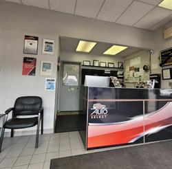 Montgomery Auto Service in Calgary, AB (Montgomery) - Opening Hours