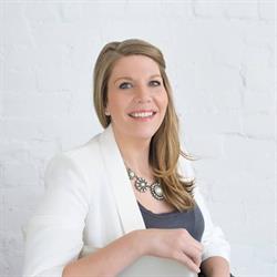 Dr.Crystal Draper in Toronto, ON (Downtown) - Opening Hours