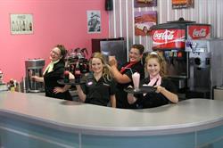 Elsie's Diner, Owen Sound, ON opening hours