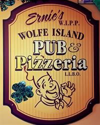 The Wolfe Island Pub and Pizzeria, opening hours