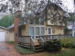 Vader Cottage, Bayfield, ON opening hours