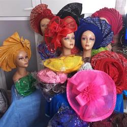Ayinke Beauty Parlour, Toronto, ON opening hours