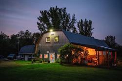 Domaine Ives Hill Inc, Compton, QC opening hours