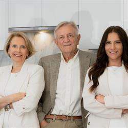 Walker Real Estate Team, Surrey, BC opening hours