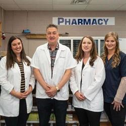 Claresholm Pharmacy, opening hours