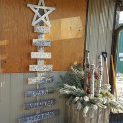 THE NIFTY NOOK, Melita, MB opening hours