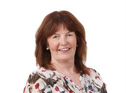 Pat Benson-Moore CENTURY 21 Lanthorn Real Estate Ltd., Brokerage, Picton, ON opening hours