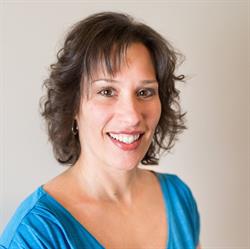 Isabelle Deblois, McMasterville, QC opening hours