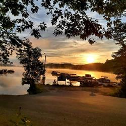 Oakview Lodge & Marina, Algonquin Highlands, ON opening hours
