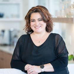 Nicole Hindman Real Estate Group | Royal LePage Nanaimo Realty, opening hours