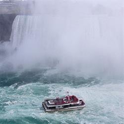 Queen Tour Niagara Falls Tours, Toronto, ON opening hours