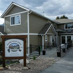 Prairie Valley Lodge, Summerland, BC opening hours