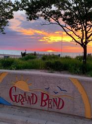 Bluewater Cottage Rentals, Grand Bend, ON opening hours
