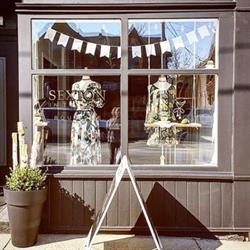 Sexton In The City Boutique, Hamilton, ON opening hours