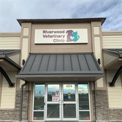 Riverwood Veterinary Clinic, High River, AB opening hours