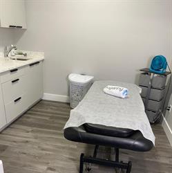 Bare it all Sugaring, Edmonton, AB opening hours