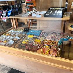 Native Arts & Crafts Shop, Williams Lake, BC opening hours