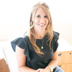 Traci Borer Real Estate - Royal LePage Sussex - Metro Vancouver, North Vancouver, BC opening hours