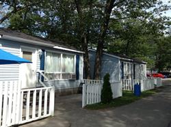 Blue Coast Cottages, Wasaga Beach, ON opening hours