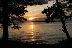 The Suites at Waskesiu, Waskesiu Lake, SK opening hours