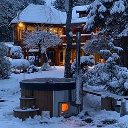 Driftwood Island Retreat, Qualicum Beach, BC opening hours