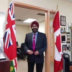 Loomba LEGAL Services, Brampton, ON opening hours