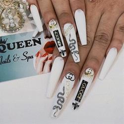 Queen Nails & Spa, Prince Albert, SK opening hours