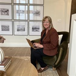 Kim Hannah, Sales Representative, Guelph, ON opening hours