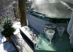 The Suite Retreat, Port Stanley, ON opening hours