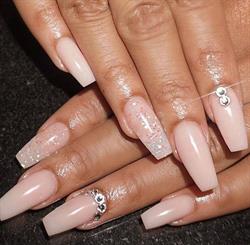 Ongles Crystal Nails, Edmundston, NB opening hours