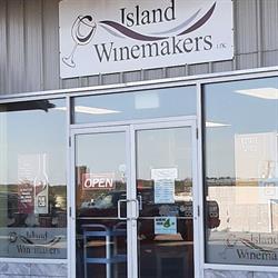 Island Winemakers, Sydney, NS opening hours