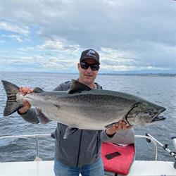 East West Charters, Campbell River, BC opening hours