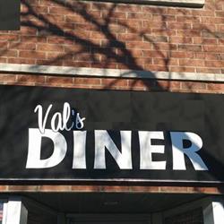 Val & Paulie's Diner, Cornwall, ON opening hours