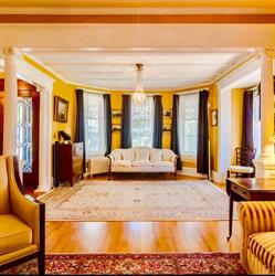 1000 Islands Bed and Breakfast the Bulloch House, Gananoque, ON opening hours
