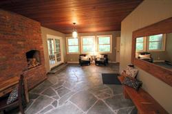 Brewster Cottage, Grand Bend, ON opening hours