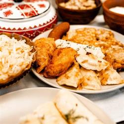 Hotsul’s Ukrainian Cuisine, Lloydminster, AB opening hours