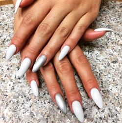 La Rouge Nails & Spa, Oakville, ON opening hours