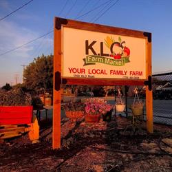 KLO FARM Market, Kelowna, BC opening hours