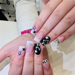 Emma's Nails - (Vernon), opening hours