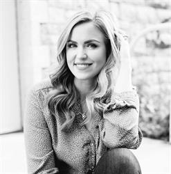Chandra Rose Beauty & Medi Spa, Saskatoon, SK opening hours