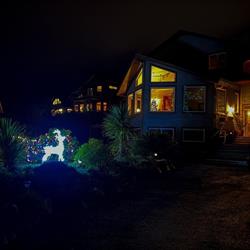 Shipwreck Coast Guest Suites, Ucluelet, BC opening hours
