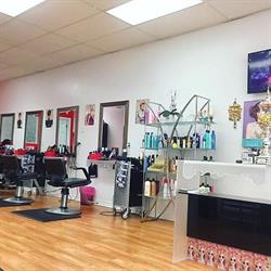 Salon de beaute Oscar, Laval, QC opening hours