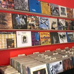 Hololog Records, Toronto, ON opening hours