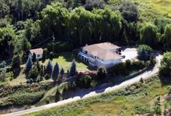Orinda's Haven B&B, Vernon, BC opening hours